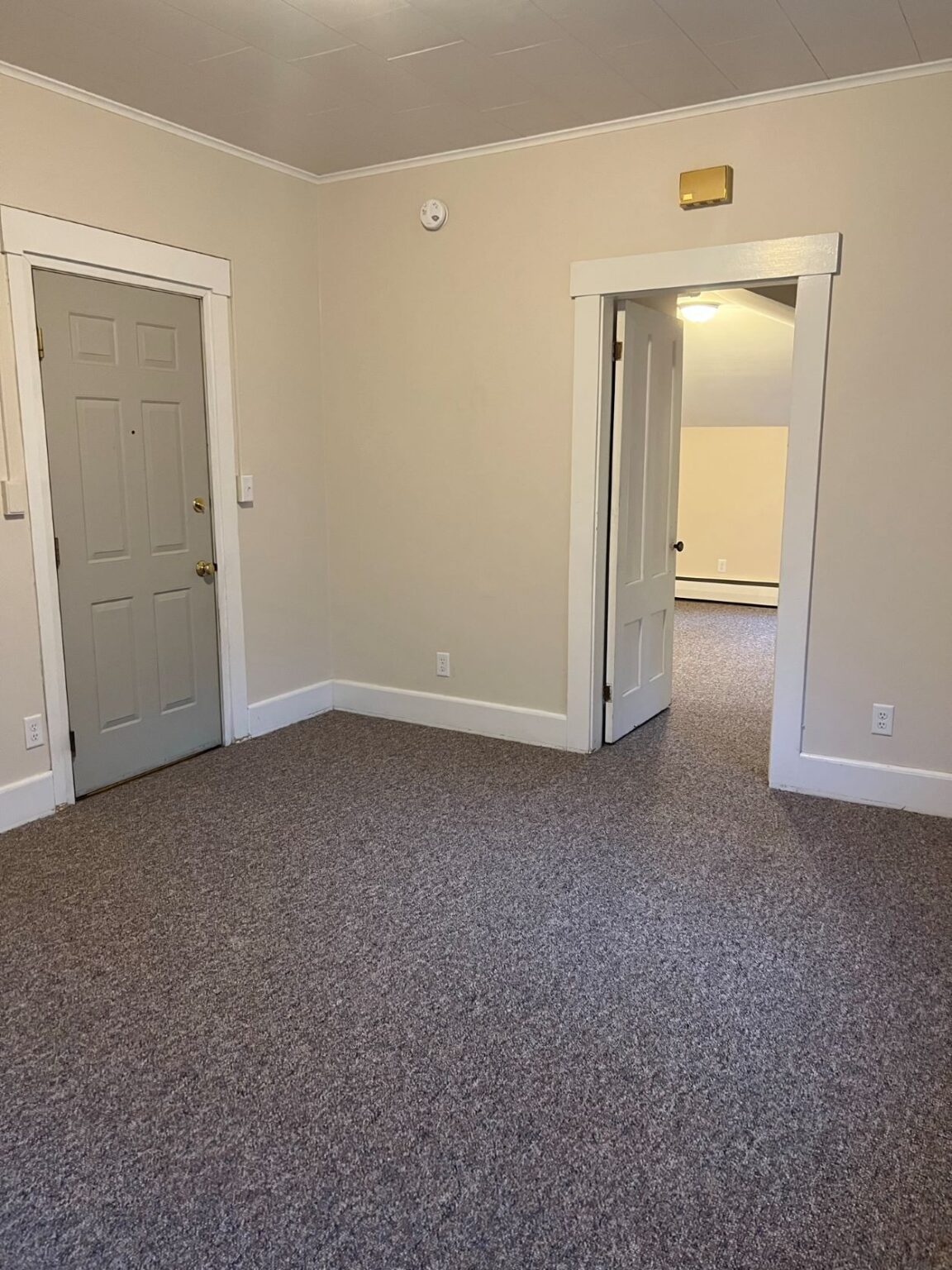 223 Main Street Apartment 11 Farmington Apartment Rentals